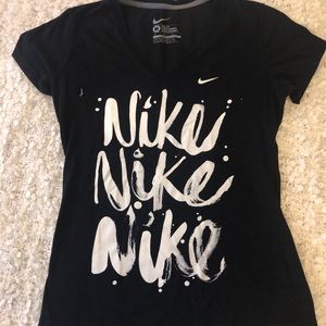 women’s nike workout shirt